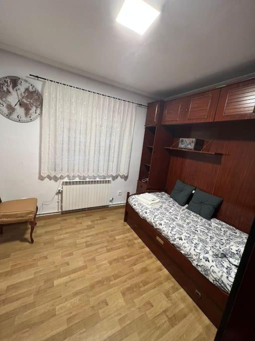 דירות וייאדוליד Piso 5 Min A Pie Del Centro Parking Gratis מראה חיצוני תמונה